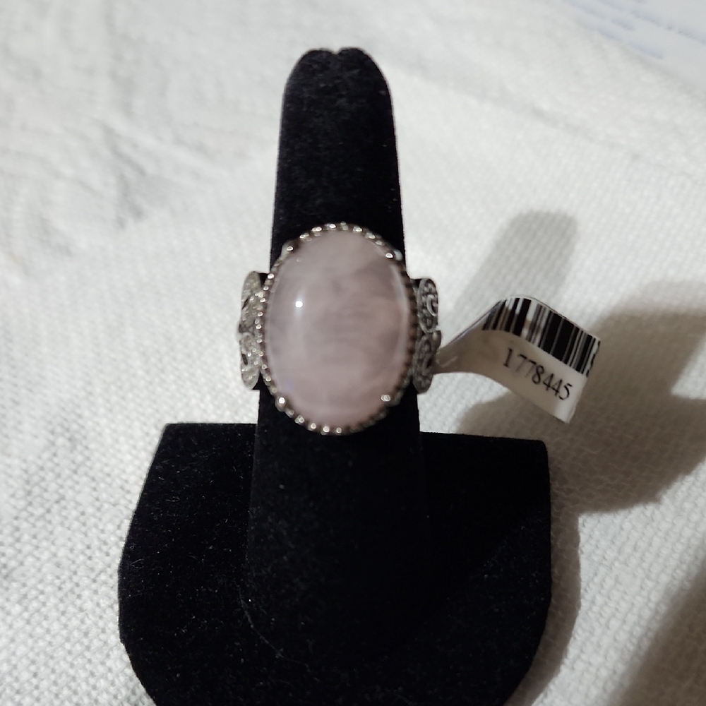 Elegant Silver and Pink Rose Quartz Stone Ring